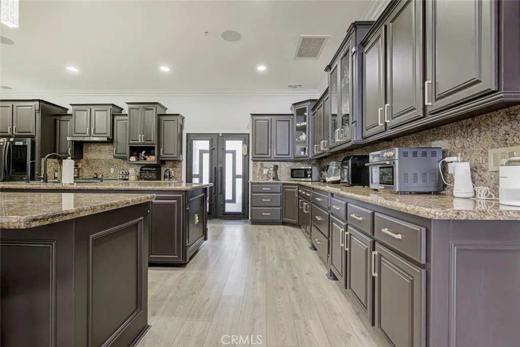 3173 Weldon Avenue, Los Angeles, California 90065 home-pic-12