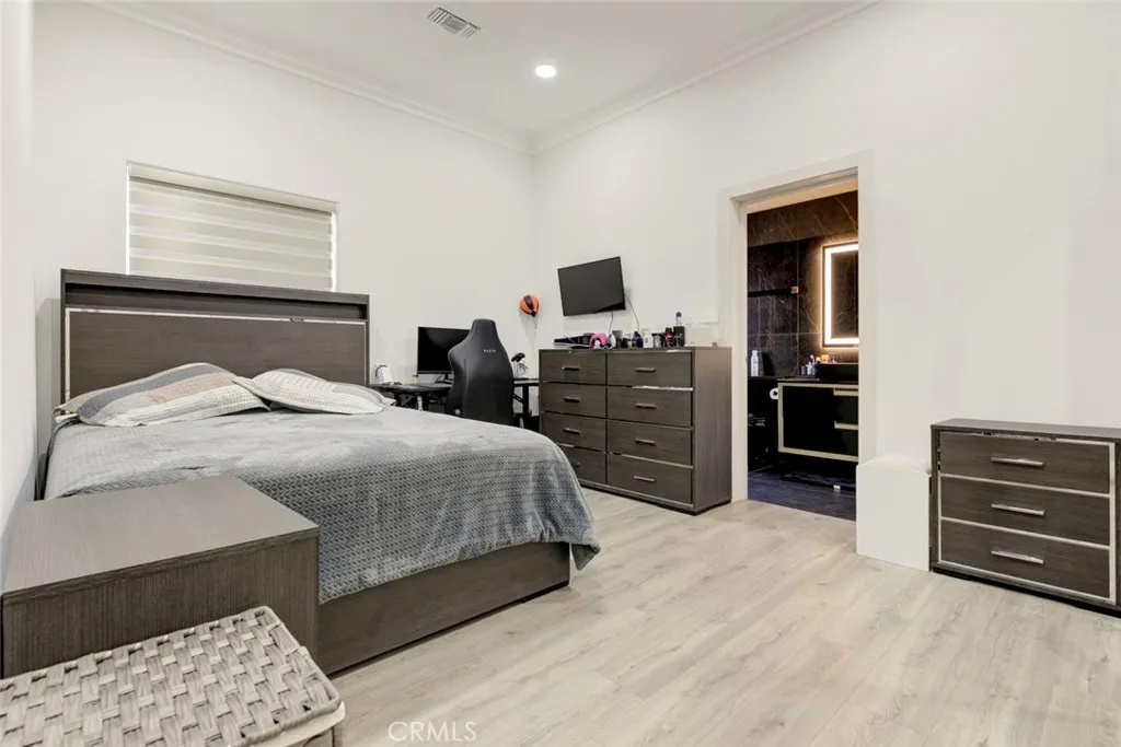 3173 Weldon Avenue, Los Angeles, California 90065 home-pic-32