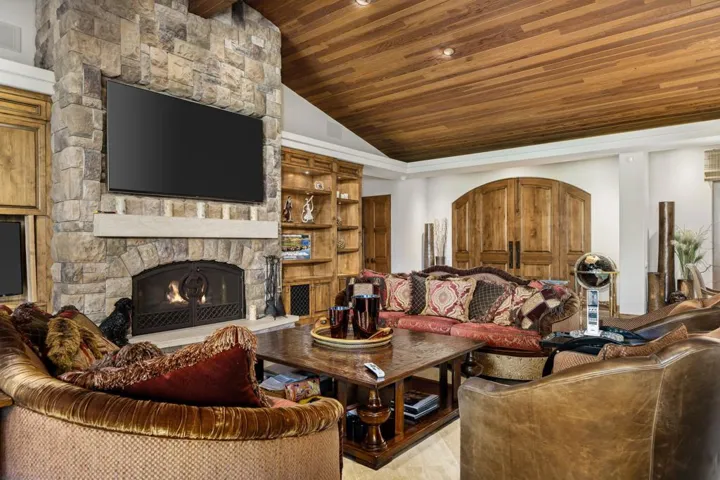27-web-or-mls-SJCanyon_OPMG_0625_032