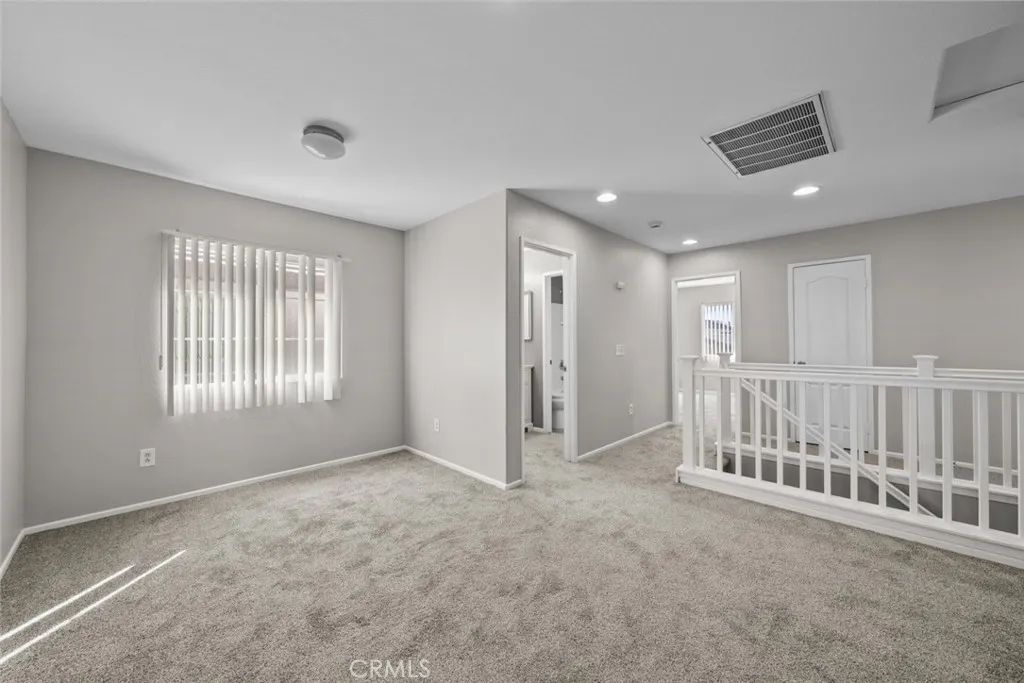 14323 Moon Valley Street, Victorville, California 92394 home-pic-19