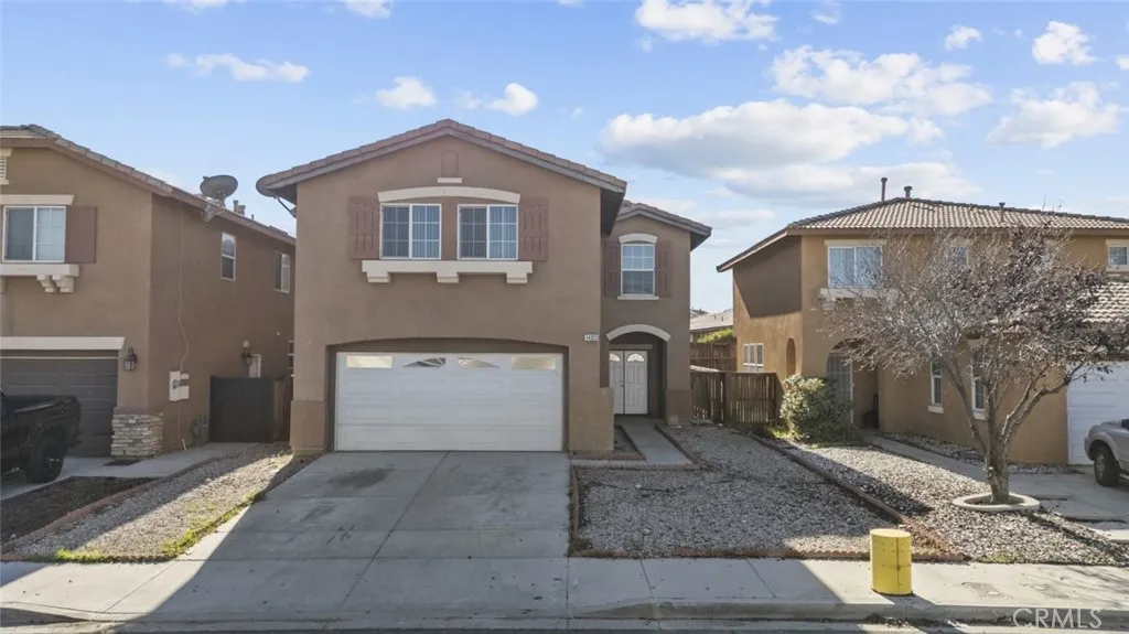 14323 Moon Valley Street, Victorville, California 92394 home-pic-1