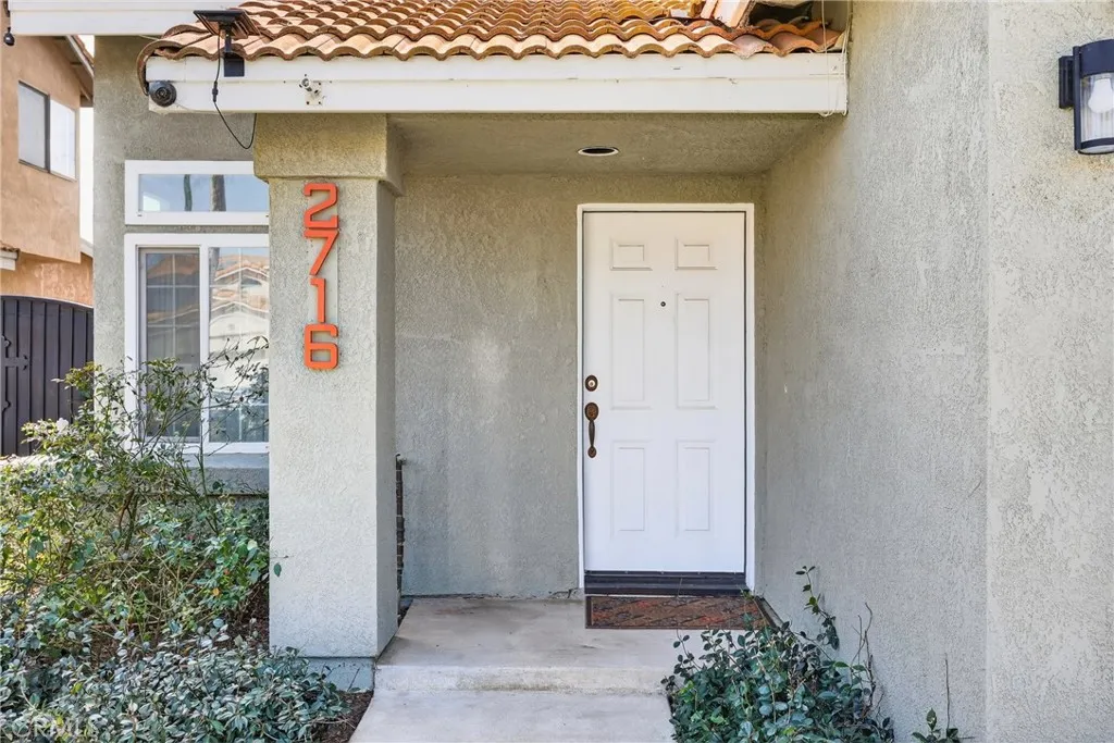 2716 Tumbleweed, Ontario, California 91761 home-pic-7