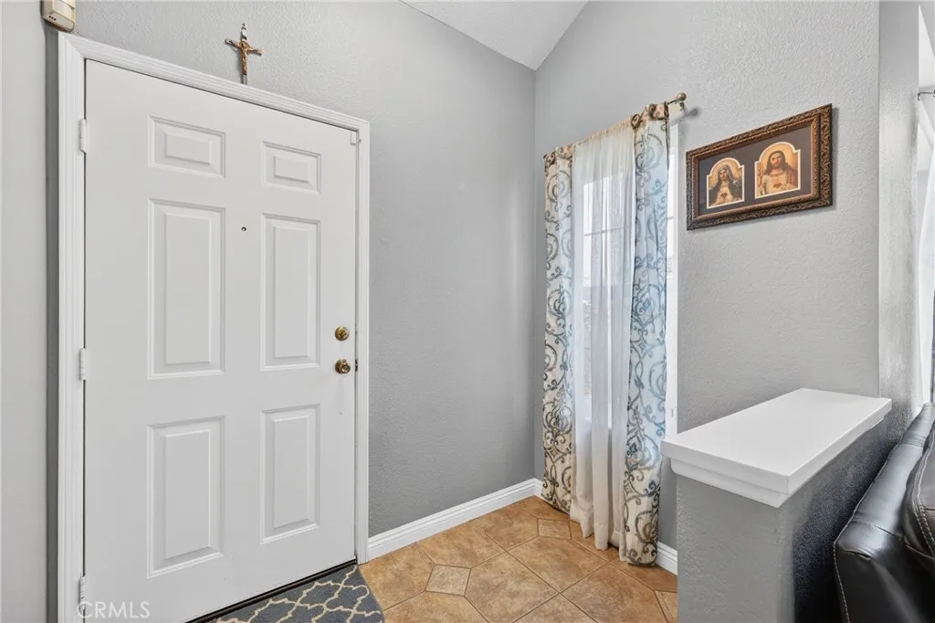 2716 Tumbleweed, Ontario, California 91761 home-pic-34