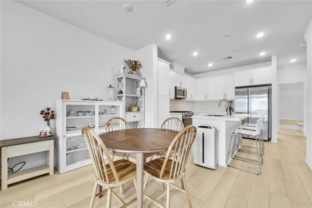 3856 Verdana Circle, La Verne, California 91750 home-pic-12