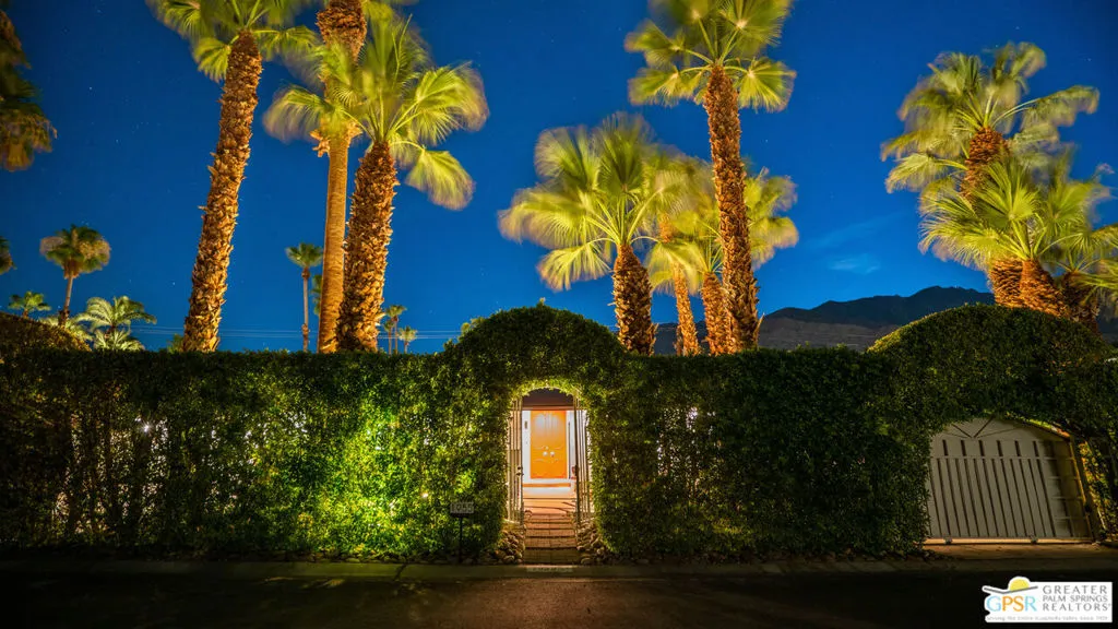 1955 S Yucca Place, Palm Springs, California 92264 home-pic-1