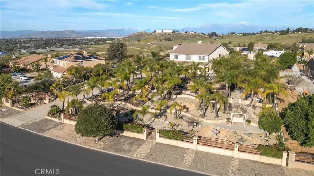 18566 Hawkhill, Perris, California 92570 home-pic-65