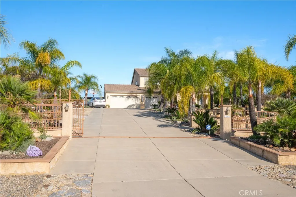 18566 Hawkhill, Perris, California 92570 home-pic-4