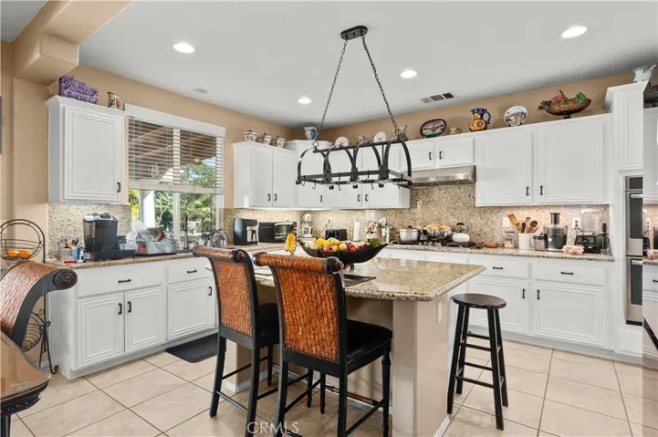 18566 Hawkhill, Perris, California 92570