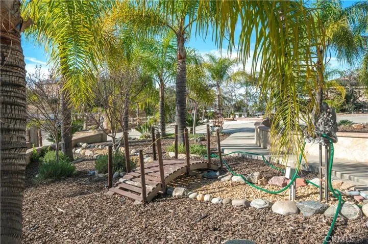 18566 Hawkhill, Perris, California 92570