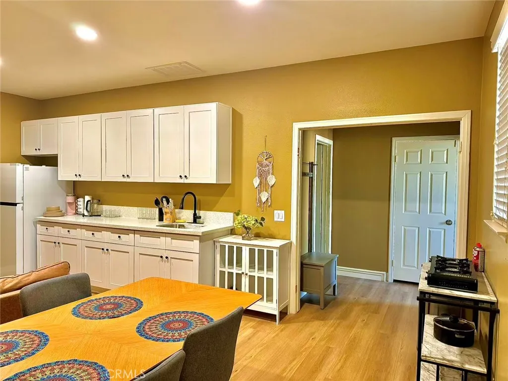 6805 Edinburgh, Eastvale, California 92880 home-pic-21