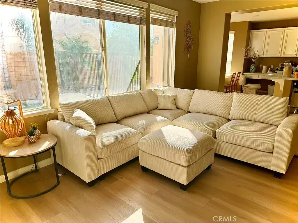 6805 Edinburgh, Eastvale, California 92880 home-pic-34