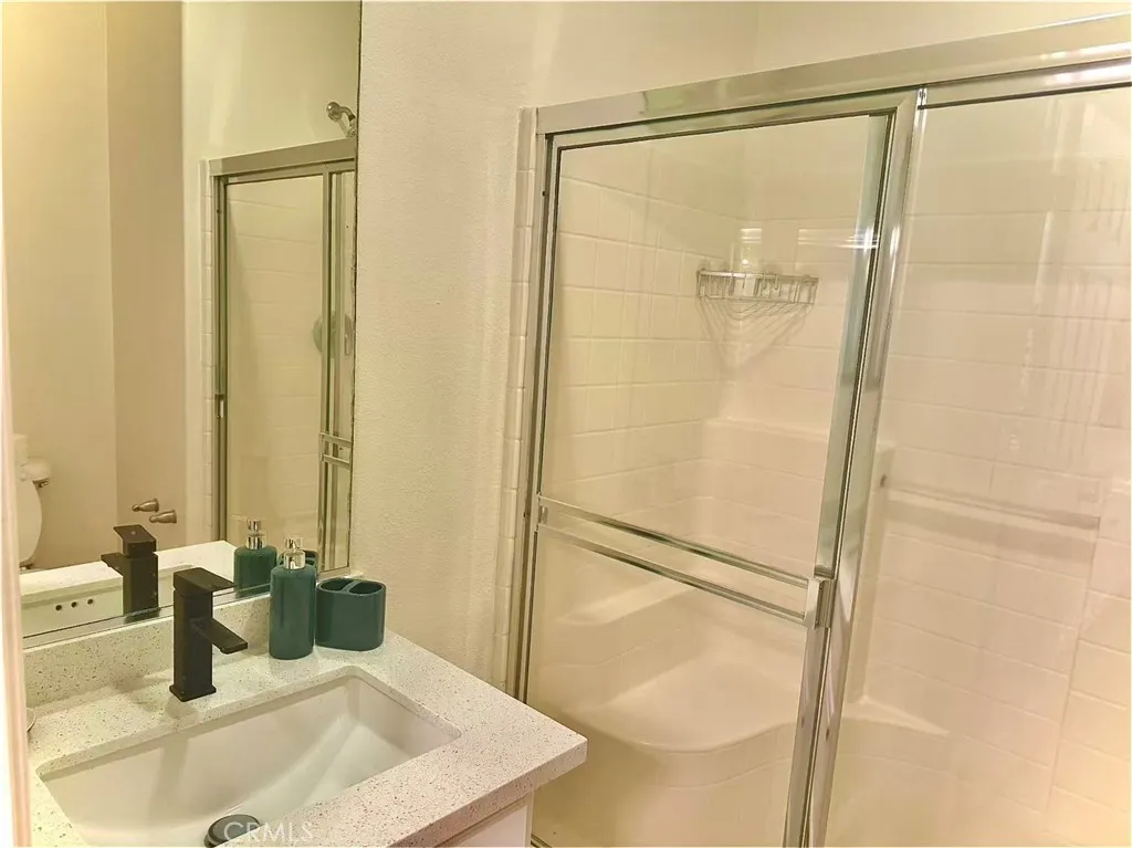 6805 Edinburgh, Eastvale, California 92880 home-pic-44