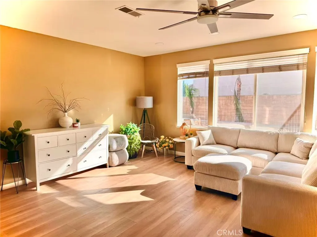 6805 Edinburgh, Eastvale, California 92880 home-pic-36