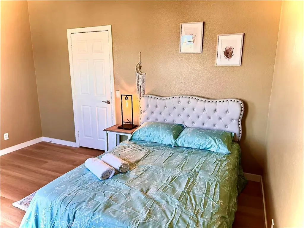 6805 Edinburgh, Eastvale, California 92880 home-pic-17