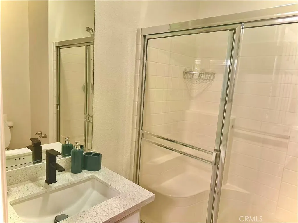 6805 Edinburgh, Eastvale, California 92880 home-pic-9