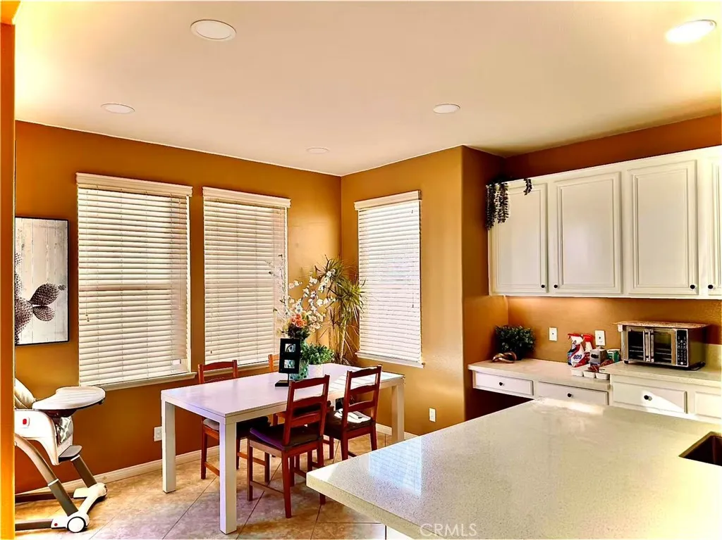 6805 Edinburgh, Eastvale, California 92880 home-pic-39