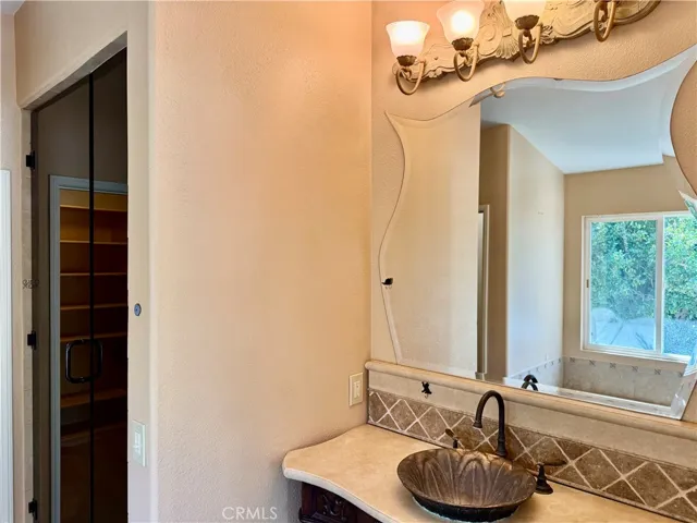 948 S Brianna Way, Anaheim Hills, California 92808