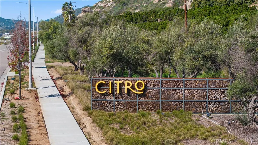 333 Canter Court, Fallbrook, California 92028 home-pic-70
