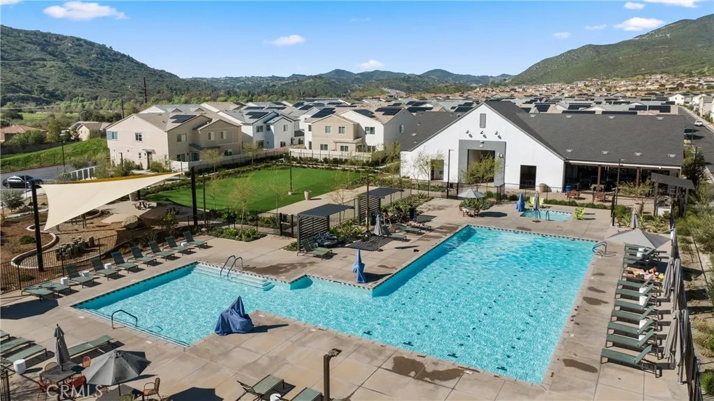 333 Canter Court, Fallbrook, California 92028 home-pic-67