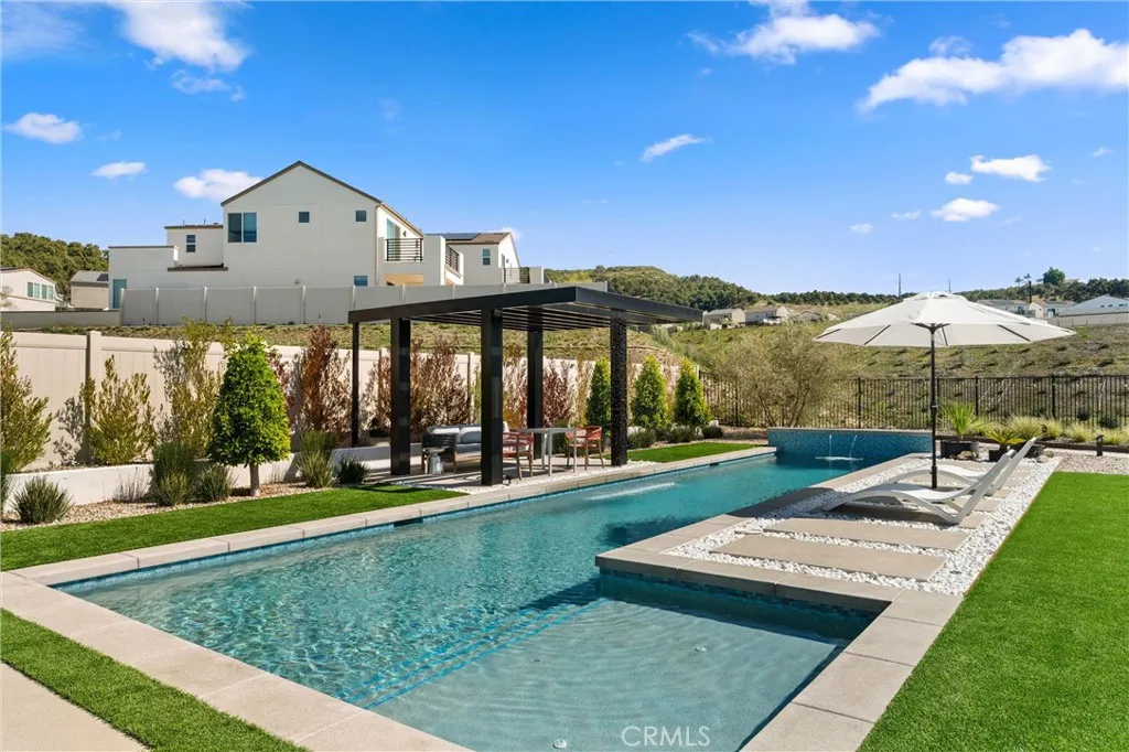 333 Canter Court, Fallbrook, California 92028 home-pic-26