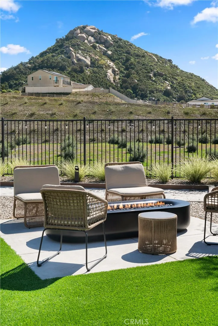 333 Canter Court, Fallbrook, California 92028 home-pic-35