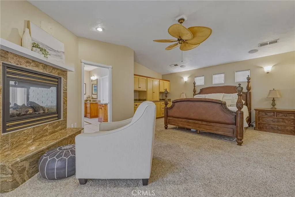 1282 Carolina, Merced, California 95340 home-pic-47