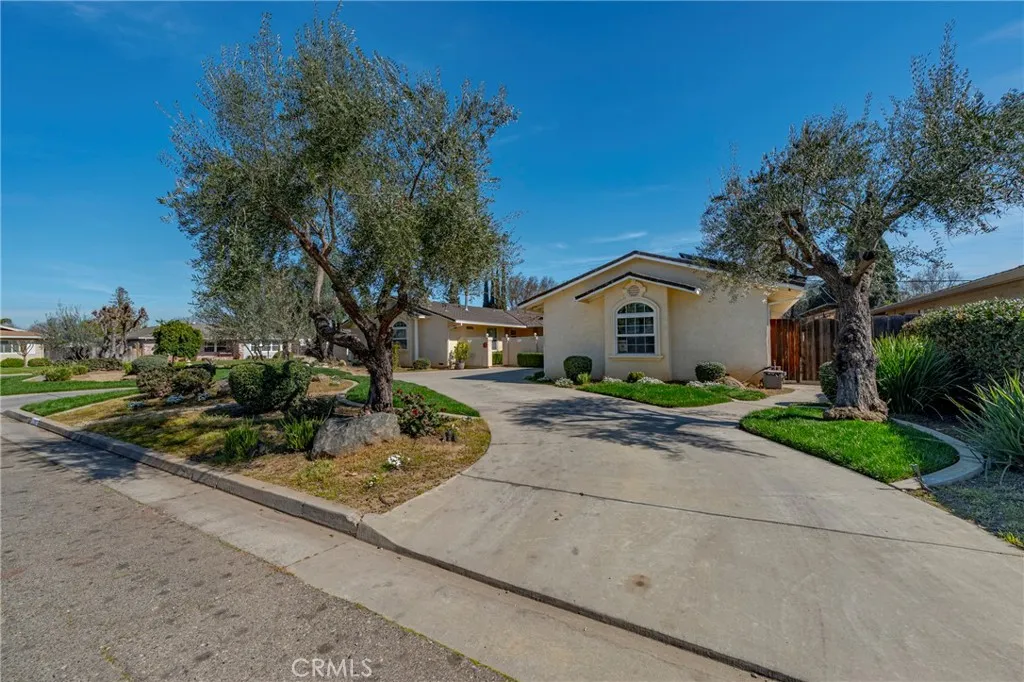 1282 Carolina, Merced, California 95340 home-pic-3