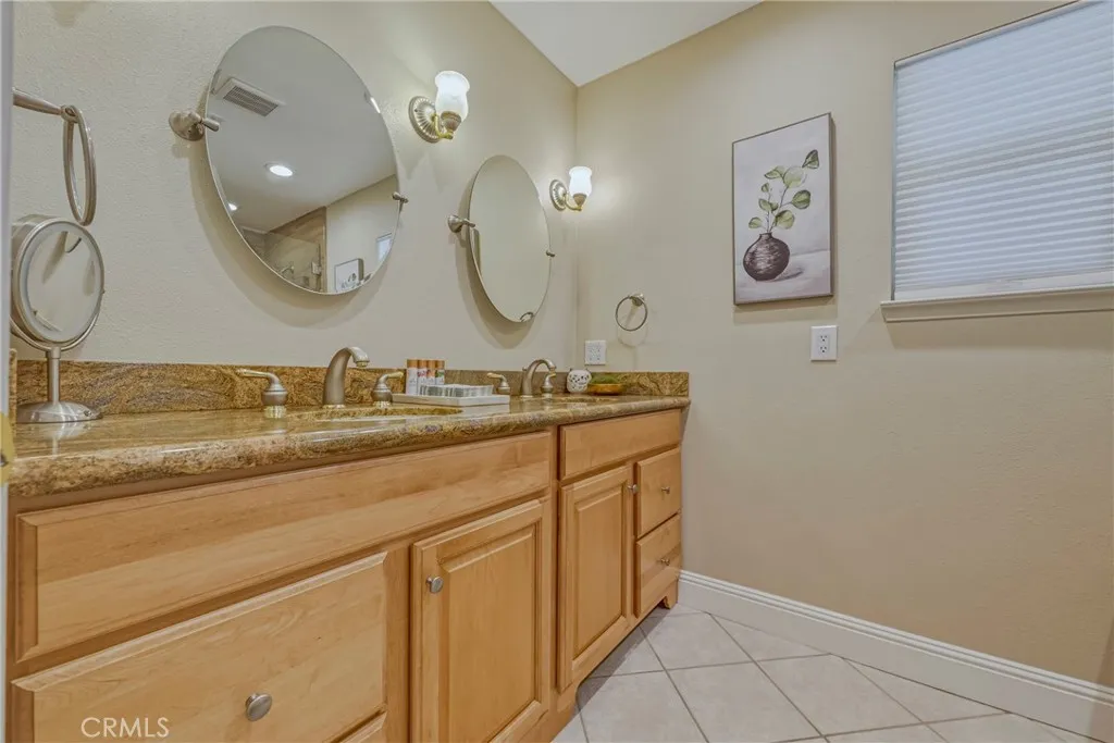 1282 Carolina, Merced, California 95340 home-pic-38