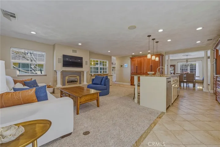 1282 Carolina, Merced, California 95340