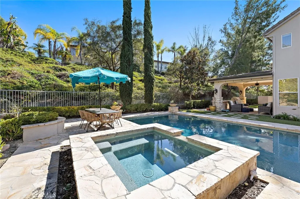 22970 Bouquet, Mission Viejo, California 92692 home-pic-32