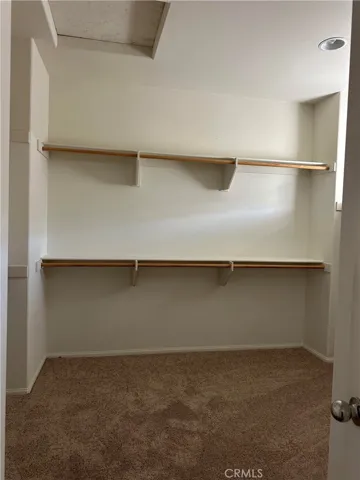 Huge walk-in closet in the master bedroom on the 3rd​​‌​​​​‌​​‌‌​​‌​​​‌‌​​​‌​​‌‌​​‌‌​​‌‌​​​​ floor
