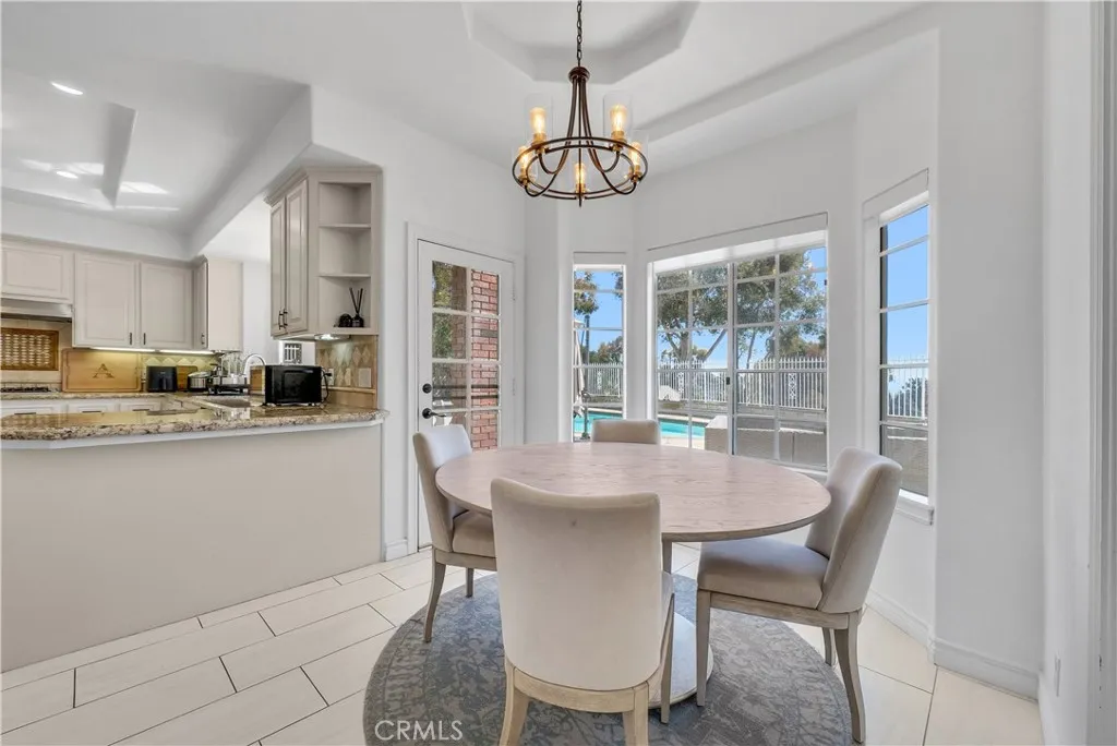 102 Mill Run, Monrovia, California 91016 home-pic-15