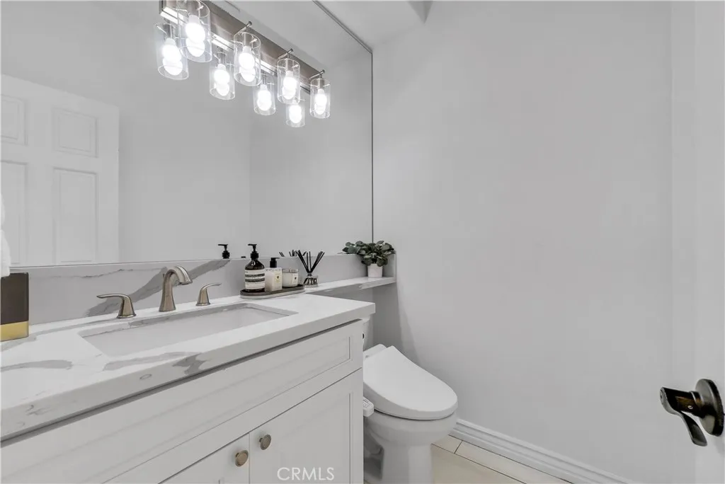102 Mill Run, Monrovia, California 91016 home-pic-24