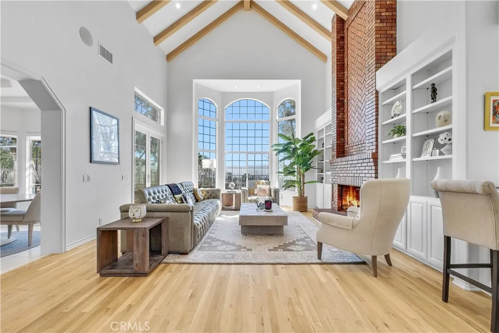 102 Mill Run, Monrovia, California 91016 home-pic-10