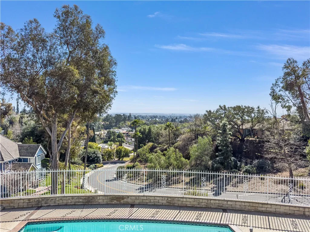 102 Mill Run, Monrovia, California 91016 home-pic-51