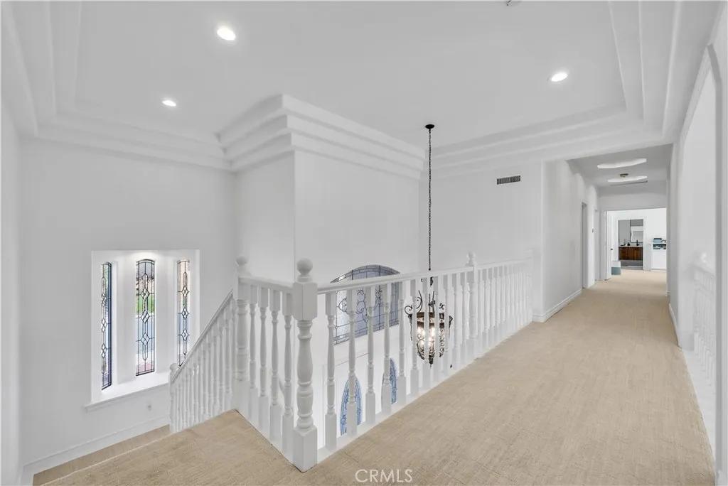 102 Mill Run, Monrovia, California 91016 home-pic-21