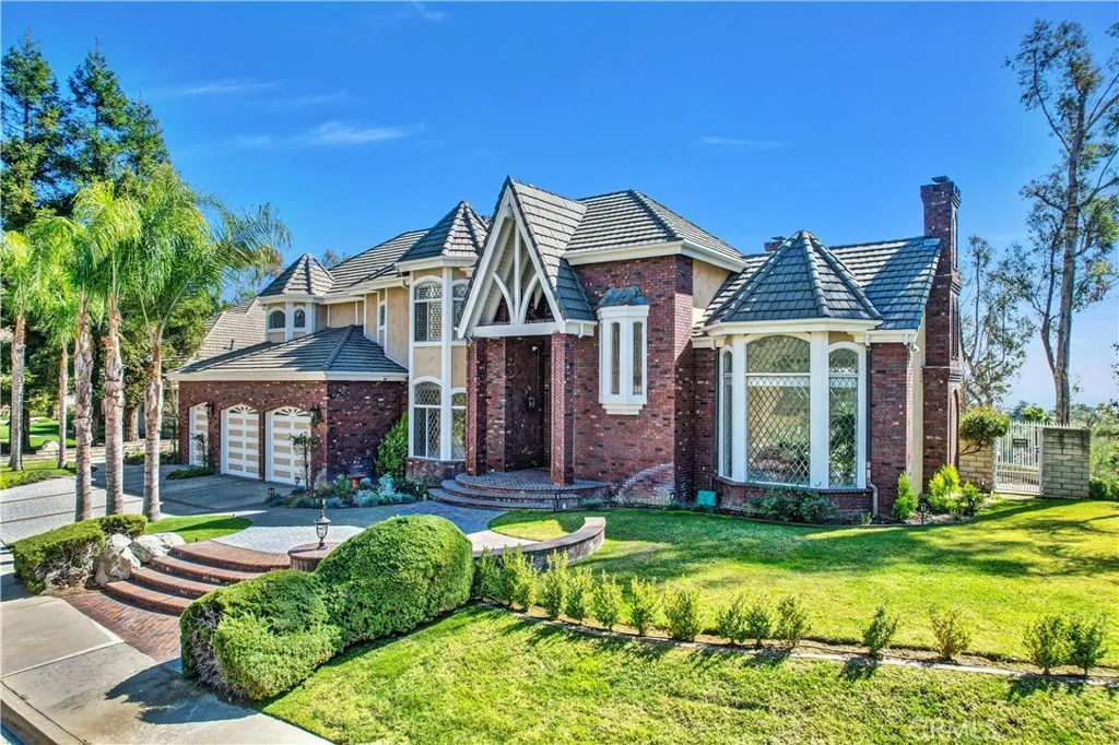 102 Mill Run, Monrovia, California 91016 home-pic-1