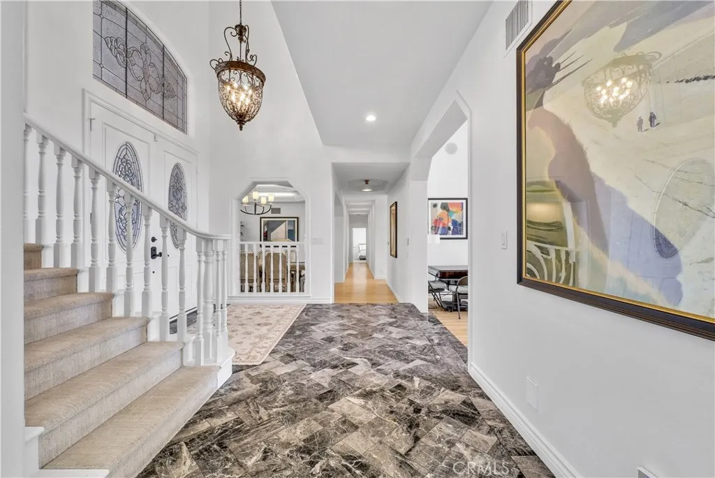 102 Mill Run, Monrovia, California 91016 home-pic-7
