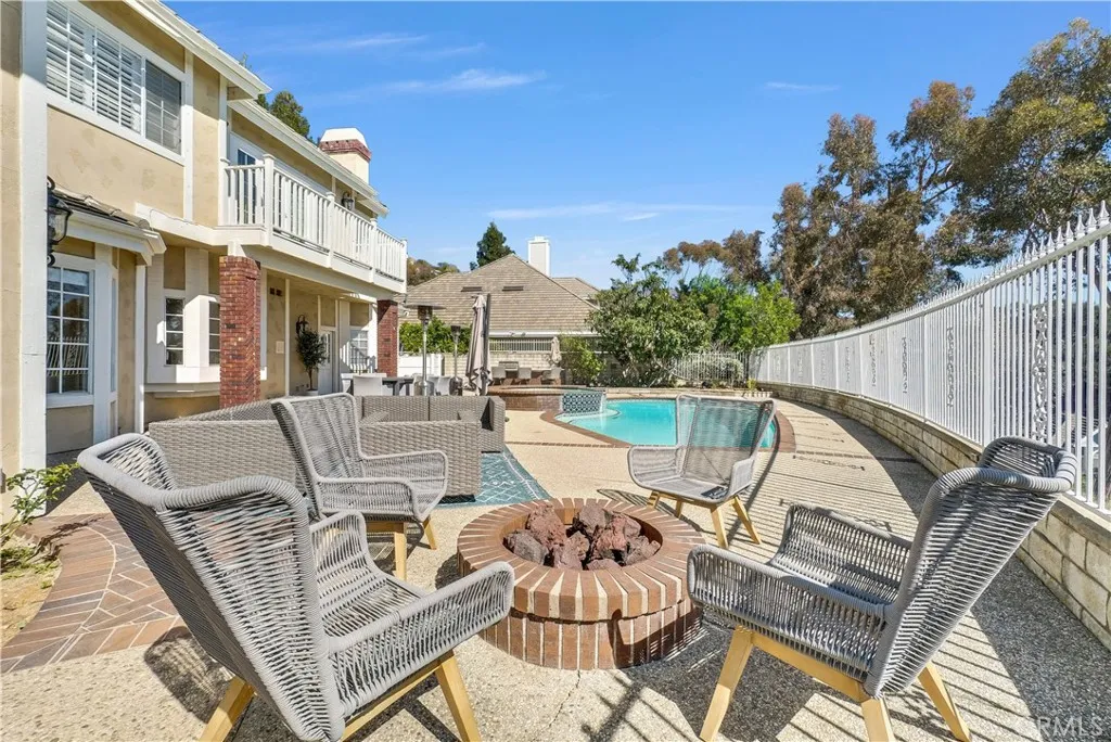 102 Mill Run, Monrovia, California 91016 home-pic-48