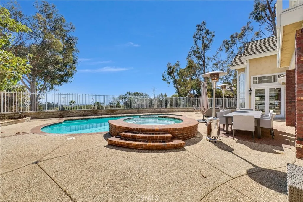 102 Mill Run, Monrovia, California 91016 home-pic-44