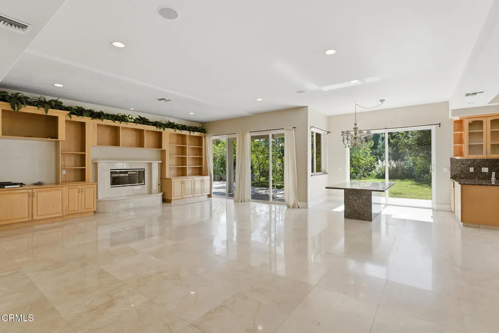 4174 Elm View Drive, Los Angeles, California 91316 home-pic-11