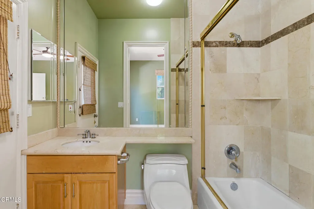 4174 Elm View Drive, Los Angeles, California 91316 home-pic-28