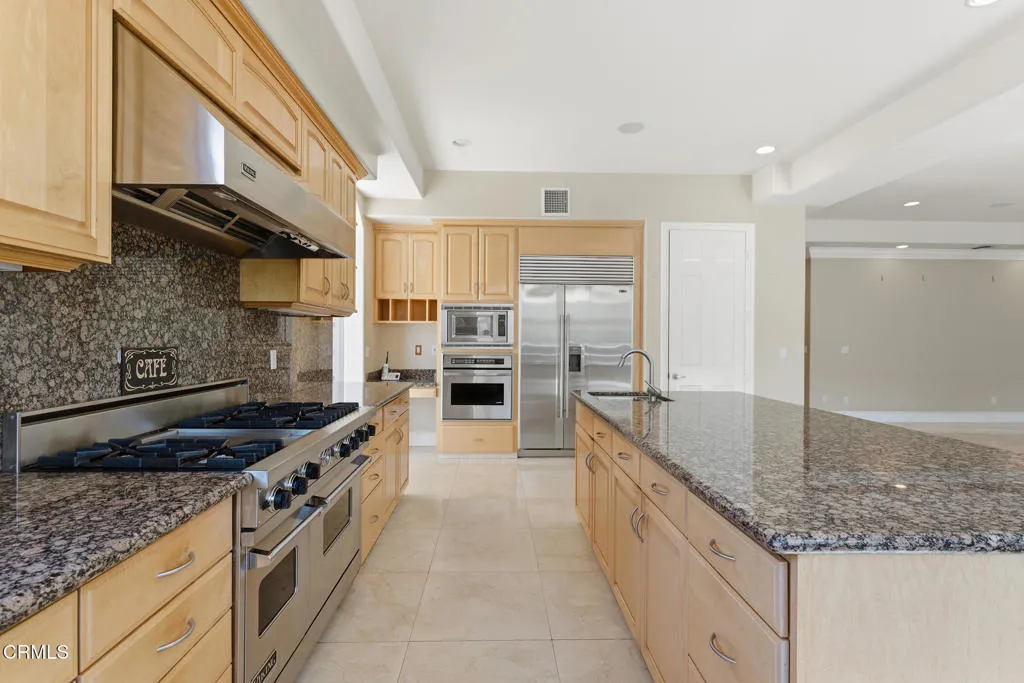 4174 Elm View Drive, Los Angeles, California 91316 home-pic-13