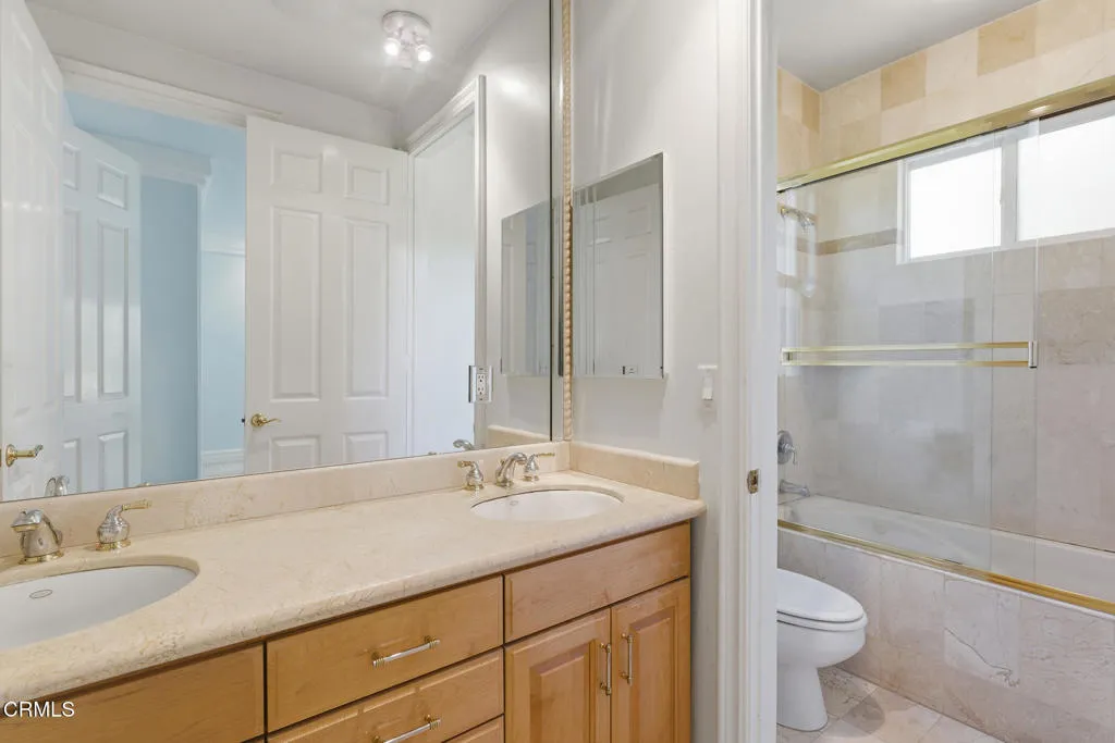 4174 Elm View Drive, Los Angeles, California 91316 home-pic-31
