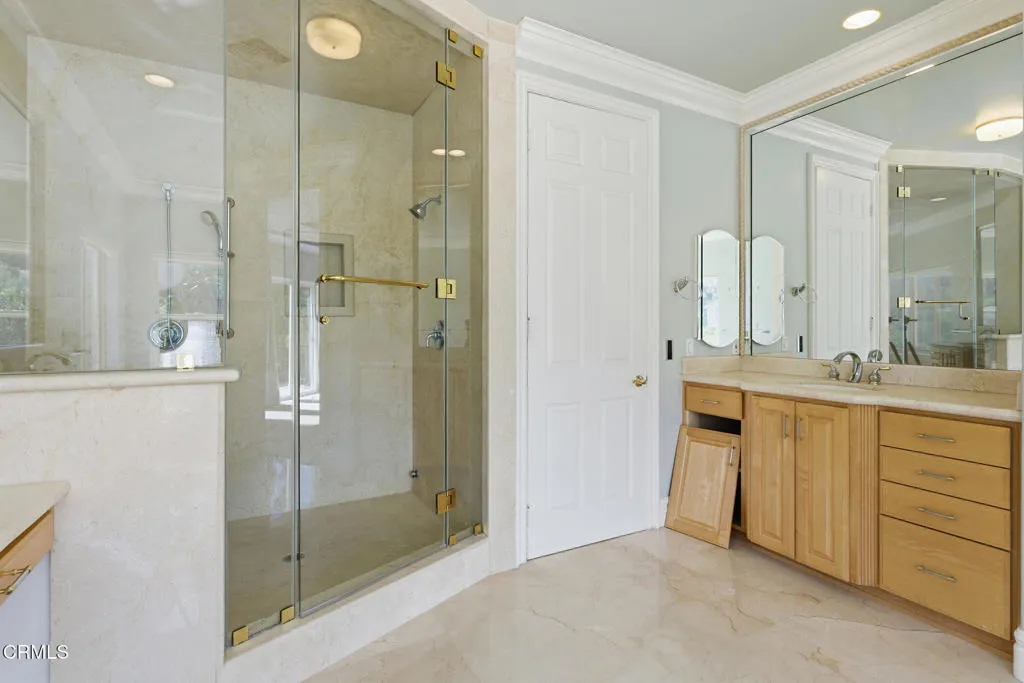 4174 Elm View Drive, Los Angeles, California 91316 home-pic-21