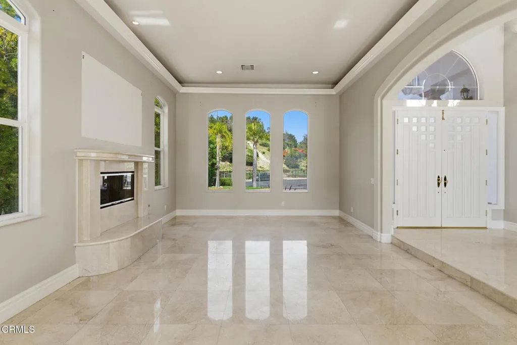 4174 Elm View Drive, Los Angeles, California 91316 home-pic-14