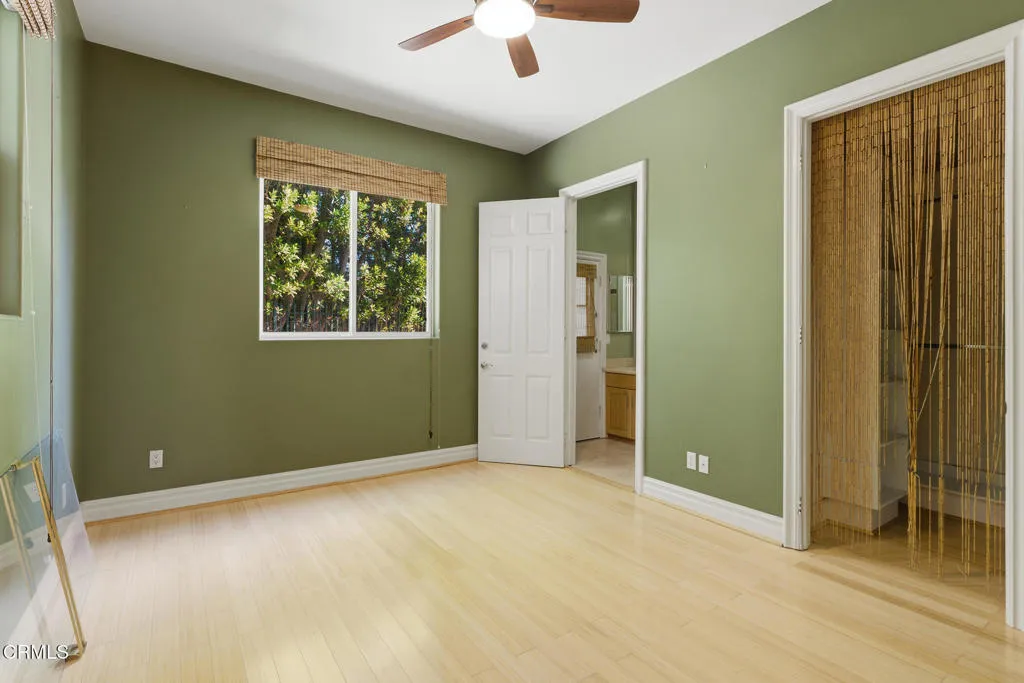 4174 Elm View Drive, Los Angeles, California 91316 home-pic-25