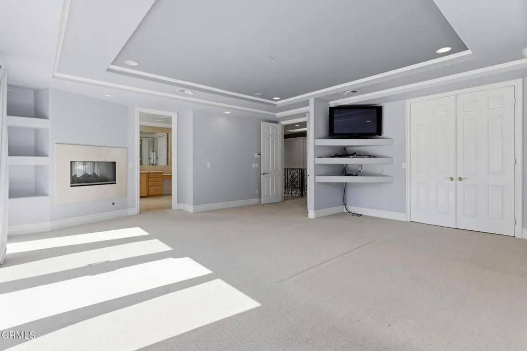 4174 Elm View Drive, Los Angeles, California 91316 home-pic-18