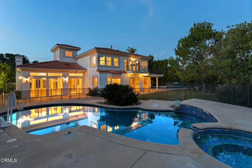 4174 Elm View Drive, Los Angeles, California 91316 home-pic-1