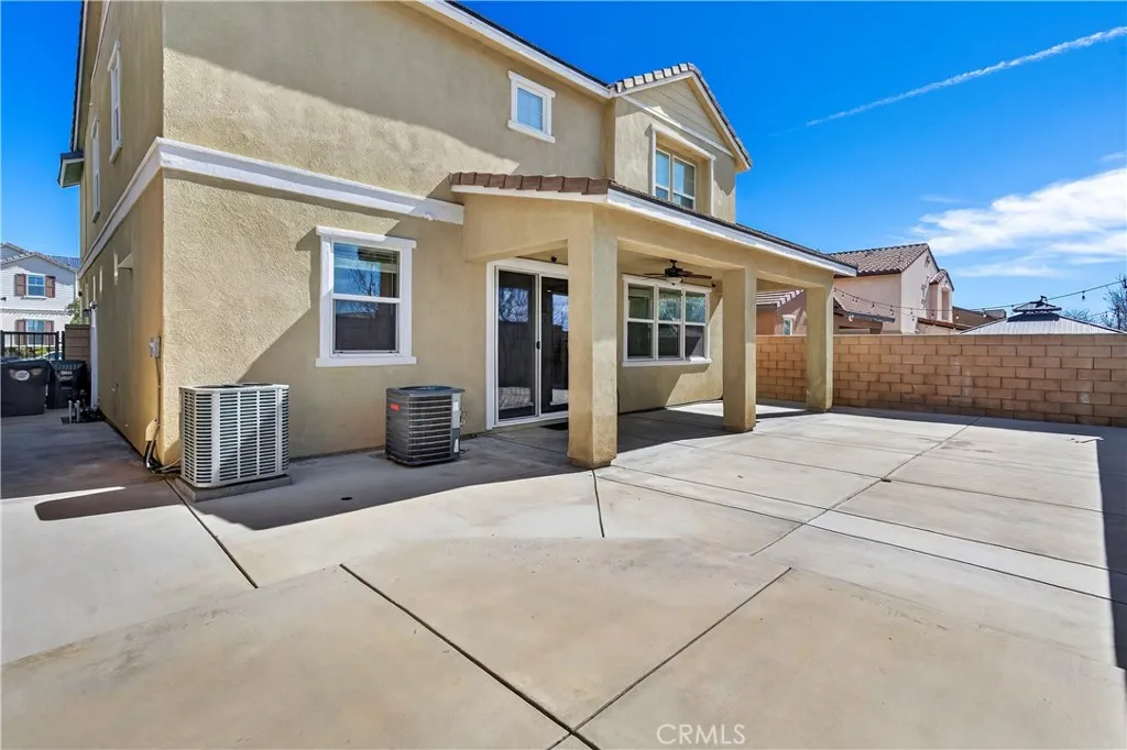 4758 Casillas Way, Fontana, California 92336 home-pic-26